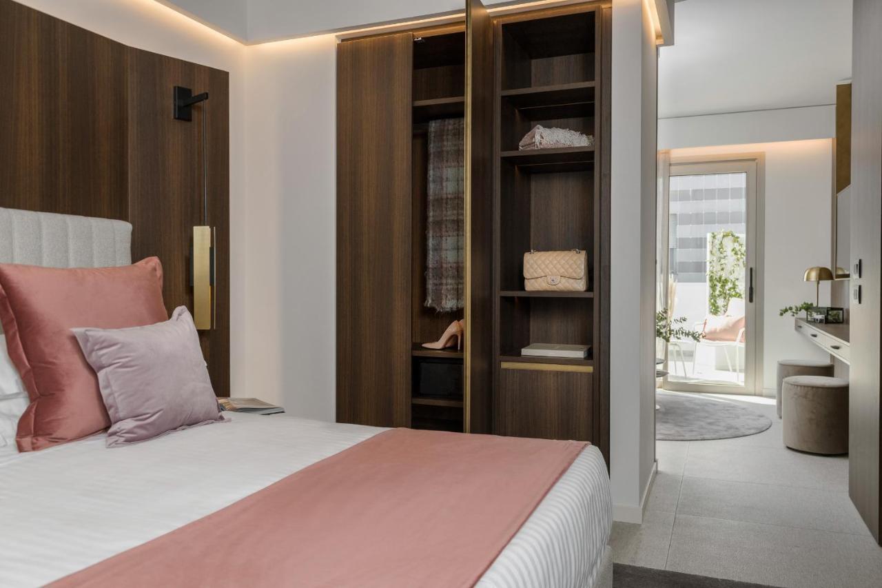 We Me Suite Hotel Riccione Eksteriør billede
