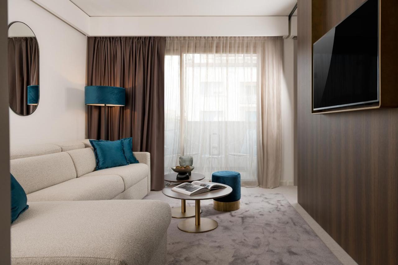We Me Suite Hotel Riccione Eksteriør billede