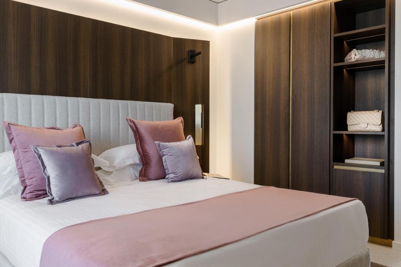 We Me Suite Hotel Riccione Eksteriør billede