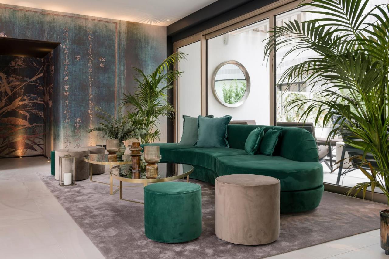 We Me Suite Hotel Riccione Eksteriør billede
