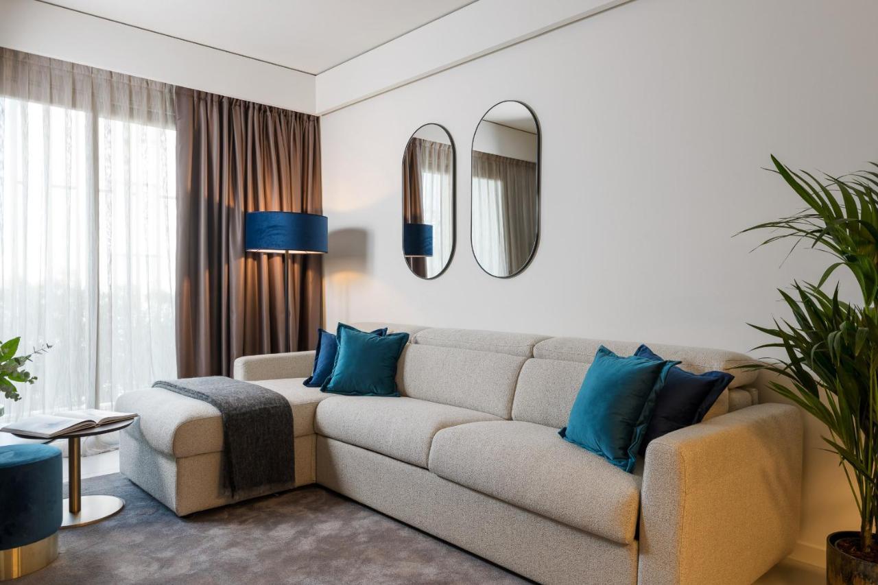 We Me Suite Hotel Riccione Eksteriør billede