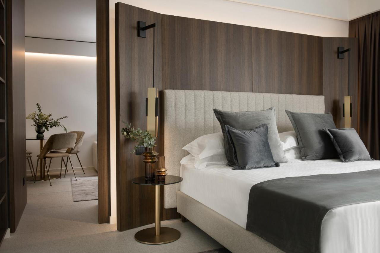 We Me Suite Hotel Riccione Eksteriør billede